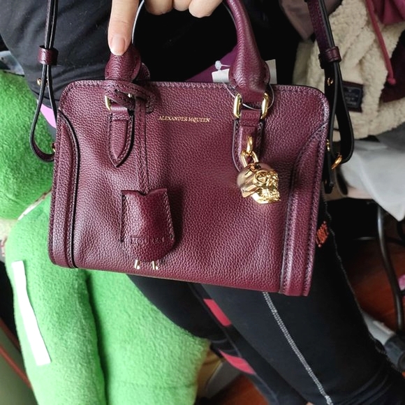 Alexander McQueen Bordeaux Leather Padlock Bag - Picture 6 of 17